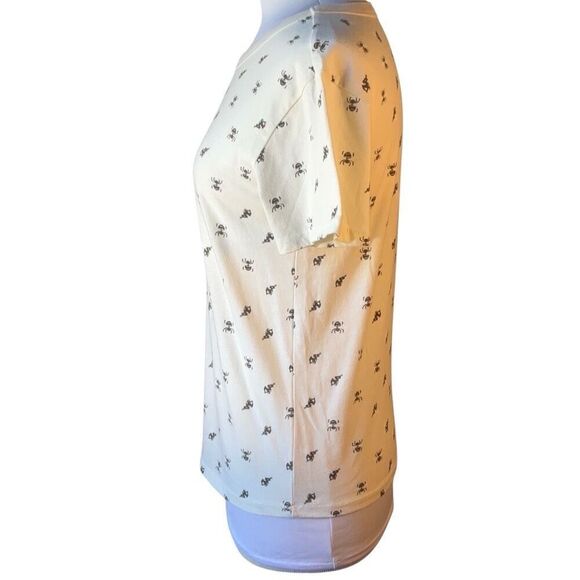 Zoe + Liv Bee TShirt, Small. Cream. Scoopneck with bees! - Picture 3 of 9